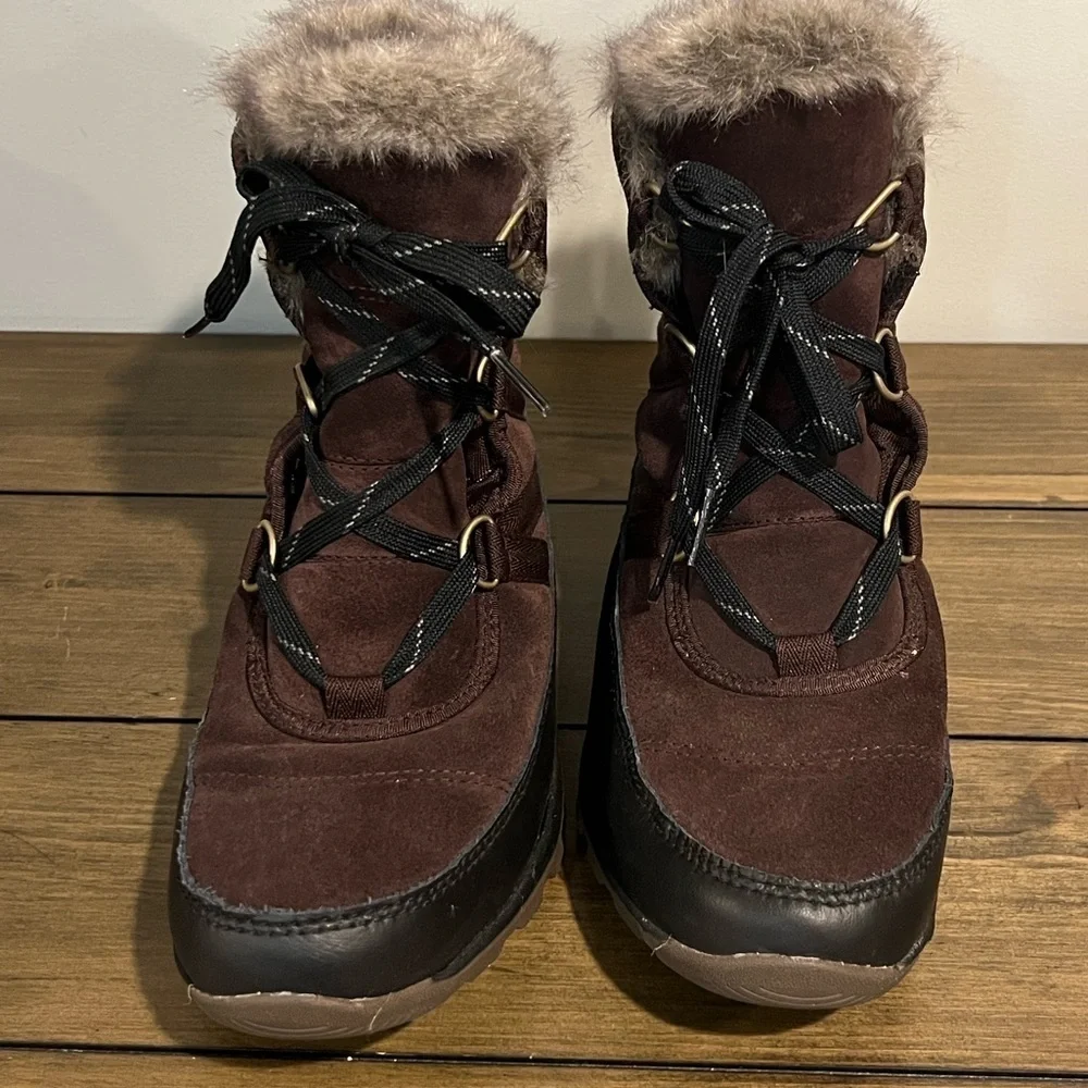 Sorrel women’s Tivoli sport faux fur lace up waterproof brown and black size 8M